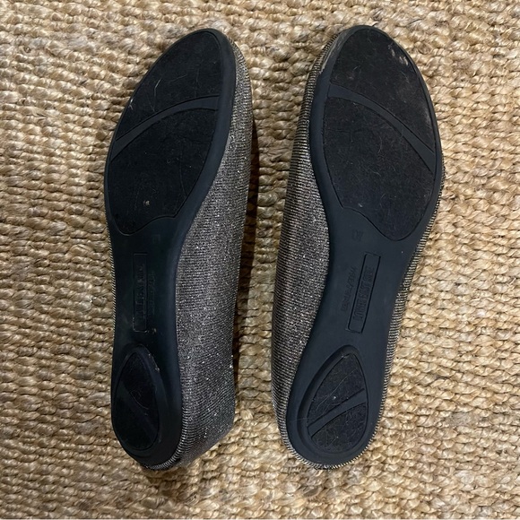 Lower East Side Metallic Gold & Silver Round Flats - Picture 4 of 6